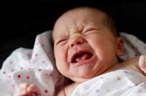 جلوگیری-از-تولد-فرزند-بعدی-راز-گریه-شبانه-نوزادان-1