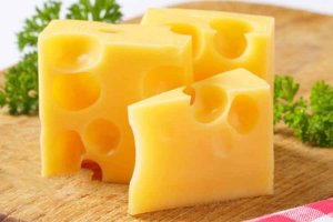 مصرف این پنیرها باعث بروز سرطان پستان می شود