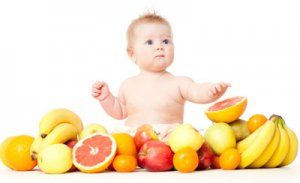 کودک را که از شیر گرفته اید میوه بدهید
