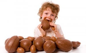 دانستنی هایی درباره مضرات شکلات بر کودکان