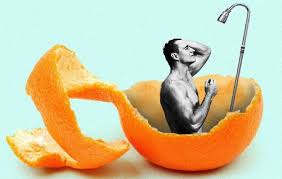 مصرف پرتقال در حمام پوست آقایان را جوان می کند