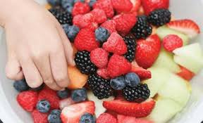میزان مصرف میوه در طول روز چقدر مفید است