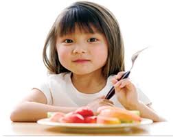 کودکان یک ساله تا سه ساله با این عادت های غذایی