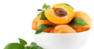 به این دلایل زردآلو میوه تابستانی را مصرف کنید