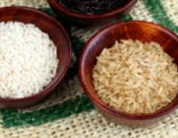 چه نوع برنجی مصرف کنیم سفید یا قهوه ای ؟