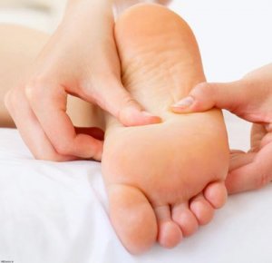 رابطه ماساژ کف پا با تنظیم فشار خون