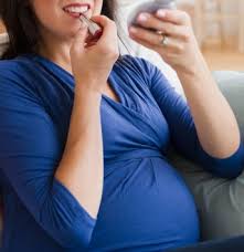 عوارض آرایش در سه ماه اول حاملگی بر مغز جنین