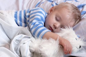 هشدار درباره دیر خوابیدن کودکان و اهمیت خواب کودک