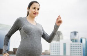 خانم های باردار این ورزش را در دوران بارداری انجام دهید