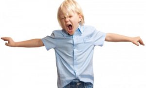 چگونه با کودکان بد رفتار برخورد کنیم