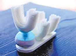 با این مسواک برقی کمتر از 10 ثانیه دندان های خود را تمیز کنید