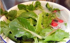 چگونه سبزیجات آلوده را ضد عفونی کنیم
