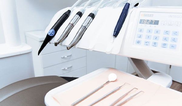 انواع تجهیزات دندانپزشکی